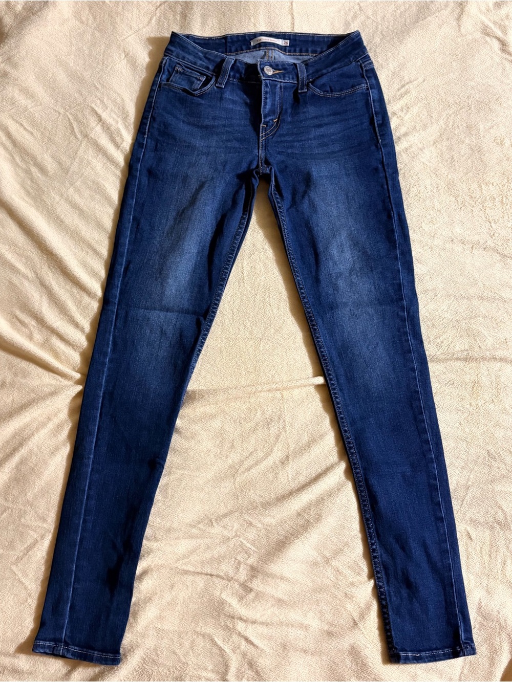 Levi's Women's Size 26X30 535 Super Skinny Dark Wash Jeans